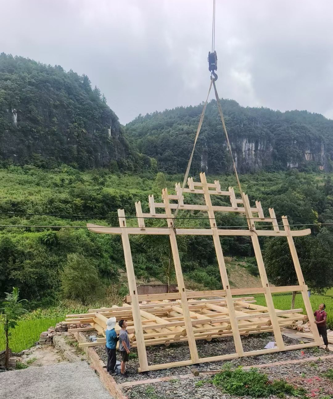 拱墅区汽车吊出租公司怎么保证发动机散热问题