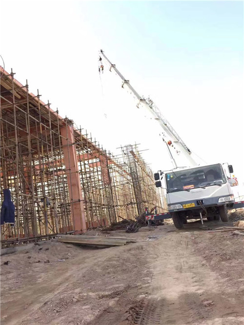 拱墅区25 吨、50 吨吊车怎么选？多大重量 / 半径适合对应车型？