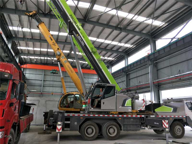 拱墅区高空车出租需要注意哪些安全事项？